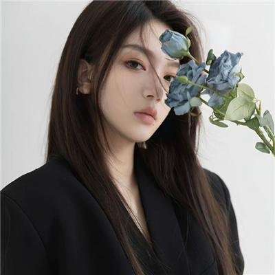 我被当众虐待流产后儿子杀疯了